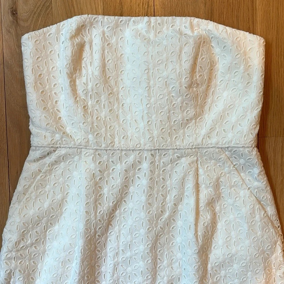 J. Crew Dress Strapless White Eyelet Cotton Knee Length NWT Size 8 - Picture 2 of 7